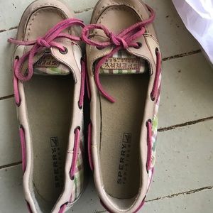 Girl sperrys SOLD
